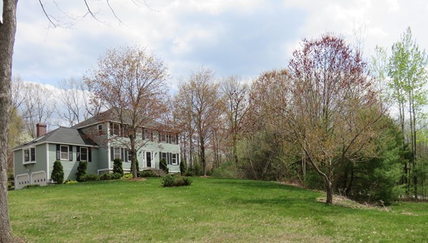 18 Nevada Road Tyngsborough, MA 01879 - Photo 22 of 22 a view of a house with a yard