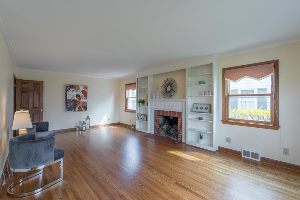 2752 Coventry Road Columbus, OH 43221 - Photo 5 of 43