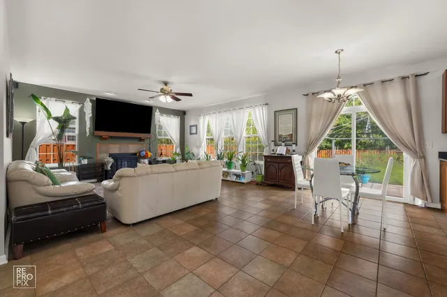 $499,900 | 2022 Torino Drive, Elgin, IL 60123