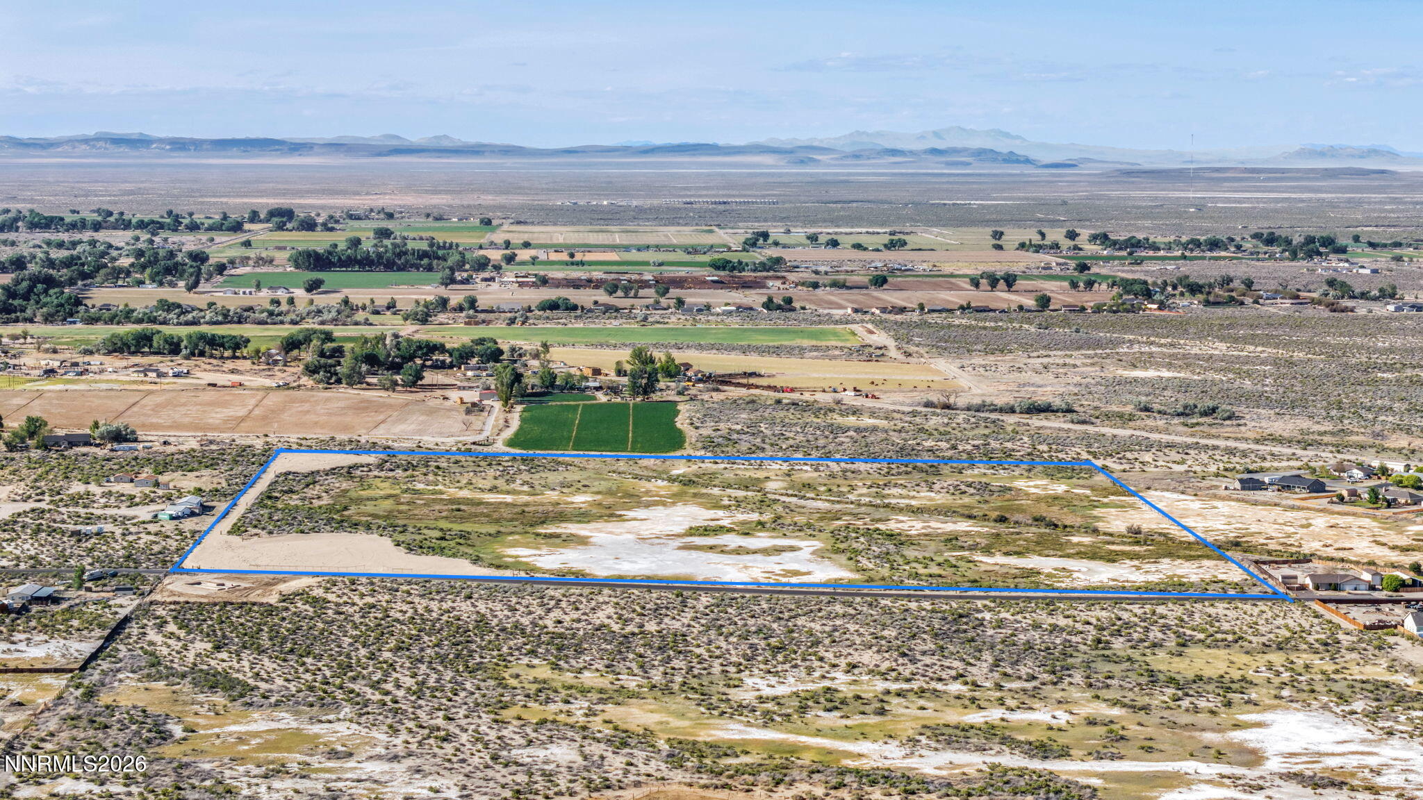 4568 Cardinal Drive Fallon, NV 89406 - Photo 2 of 12 a view of a big yard