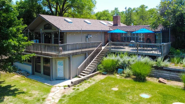 $1,095,000 | 103 South Shore Drive, Amarillo, TX 79118