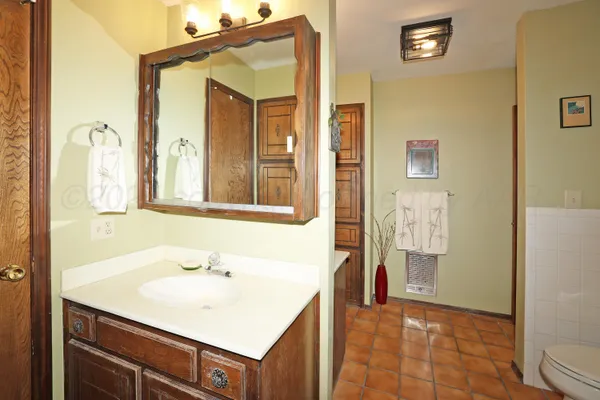 $1,095,000 | 103 South Shore Drive, Amarillo, TX 79118
