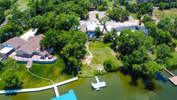 $1,095,000 | 103 South Shore Drive, Amarillo, TX 79118