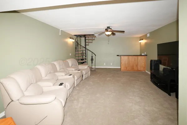 $1,095,000 | 103 South Shore Drive, Amarillo, TX 79118