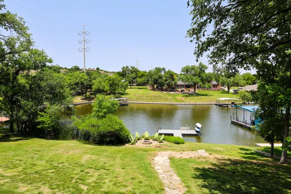$1,095,000 | 103 South Shore Drive, Amarillo, TX 79118