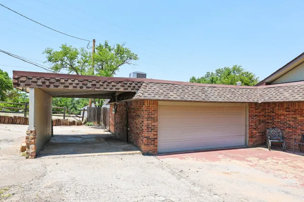 $1,095,000 | 103 South Shore Drive, Amarillo, TX 79118
