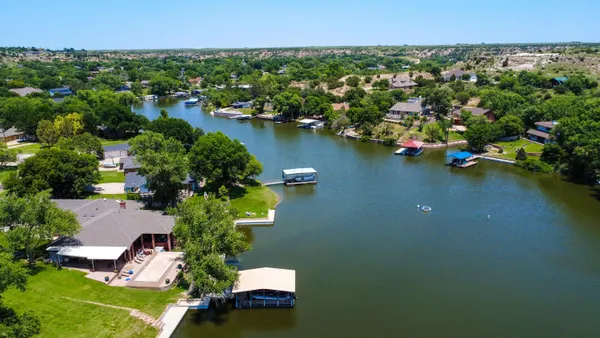 $1,095,000 | 103 South Shore Drive, Amarillo, TX 79118