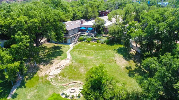 $1,095,000 | 103 South Shore Drive, Amarillo, TX 79118
