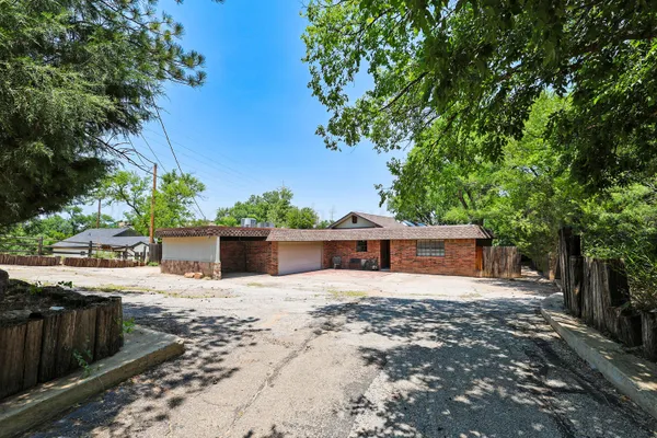 $1,095,000 | 103 South Shore Drive, Amarillo, TX 79118
