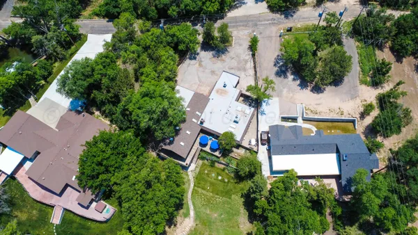 $1,095,000 | 103 South Shore Drive, Amarillo, TX 79118