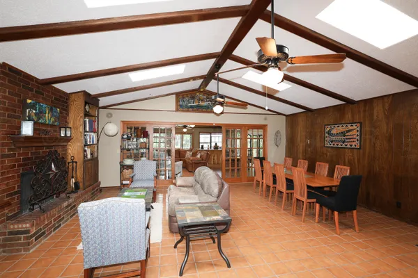 $1,095,000 | 103 South Shore Drive, Amarillo, TX 79118