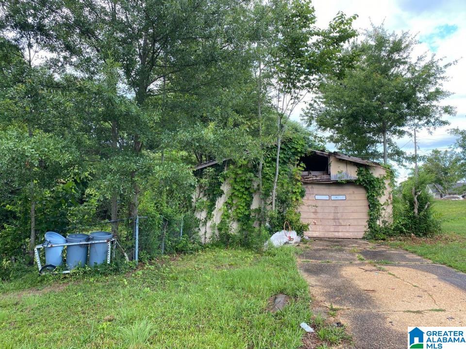 400 Valley Street Adamsville, AL 35005 - Photo 13 of 16