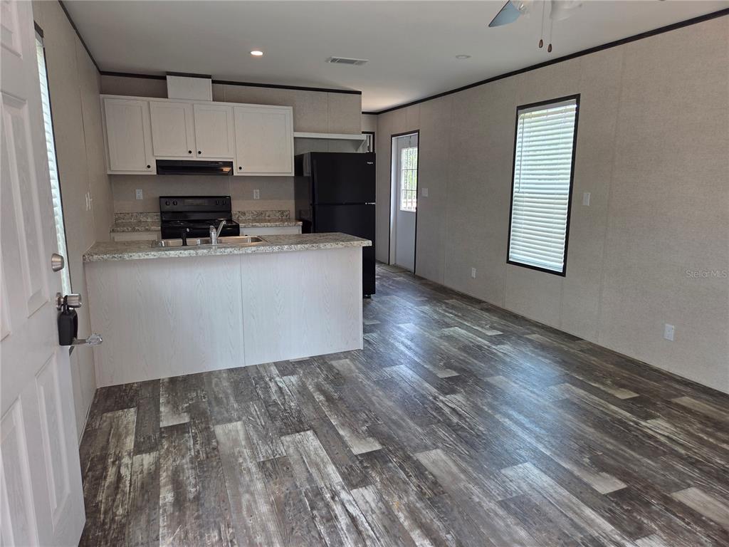 9448 Rousseau Street Webster, FL 33597 - Photo 8 of 29
