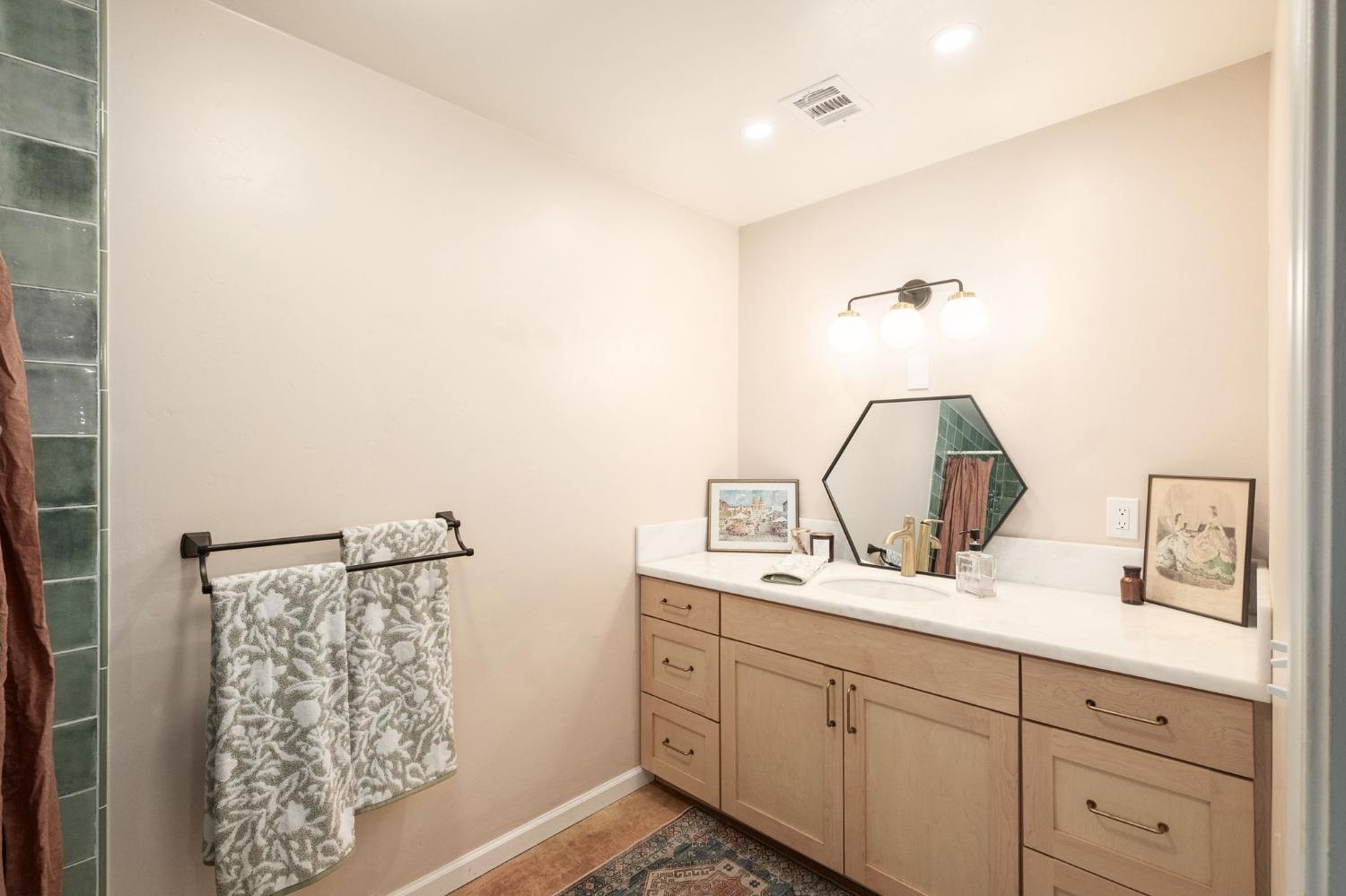 14221 Skyview Road Madera, CA 93636 - Photo 13 of 28 Gallery Image 13