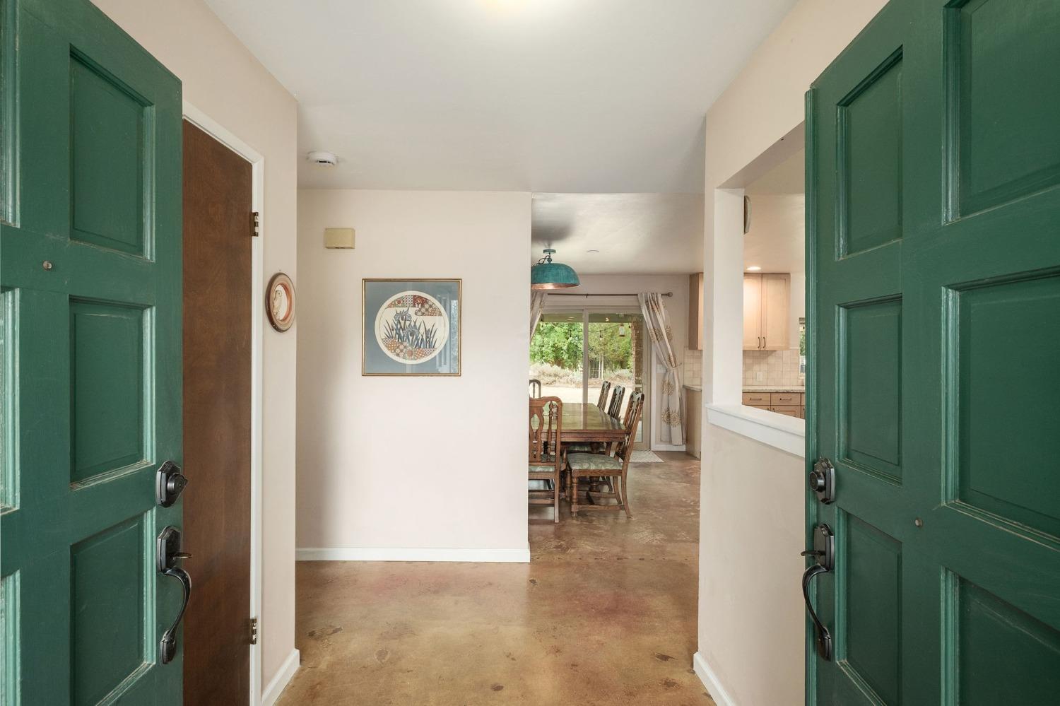 14221 Skyview Road Madera, CA 93636 - Photo 4 of 28 Gallery Image 4