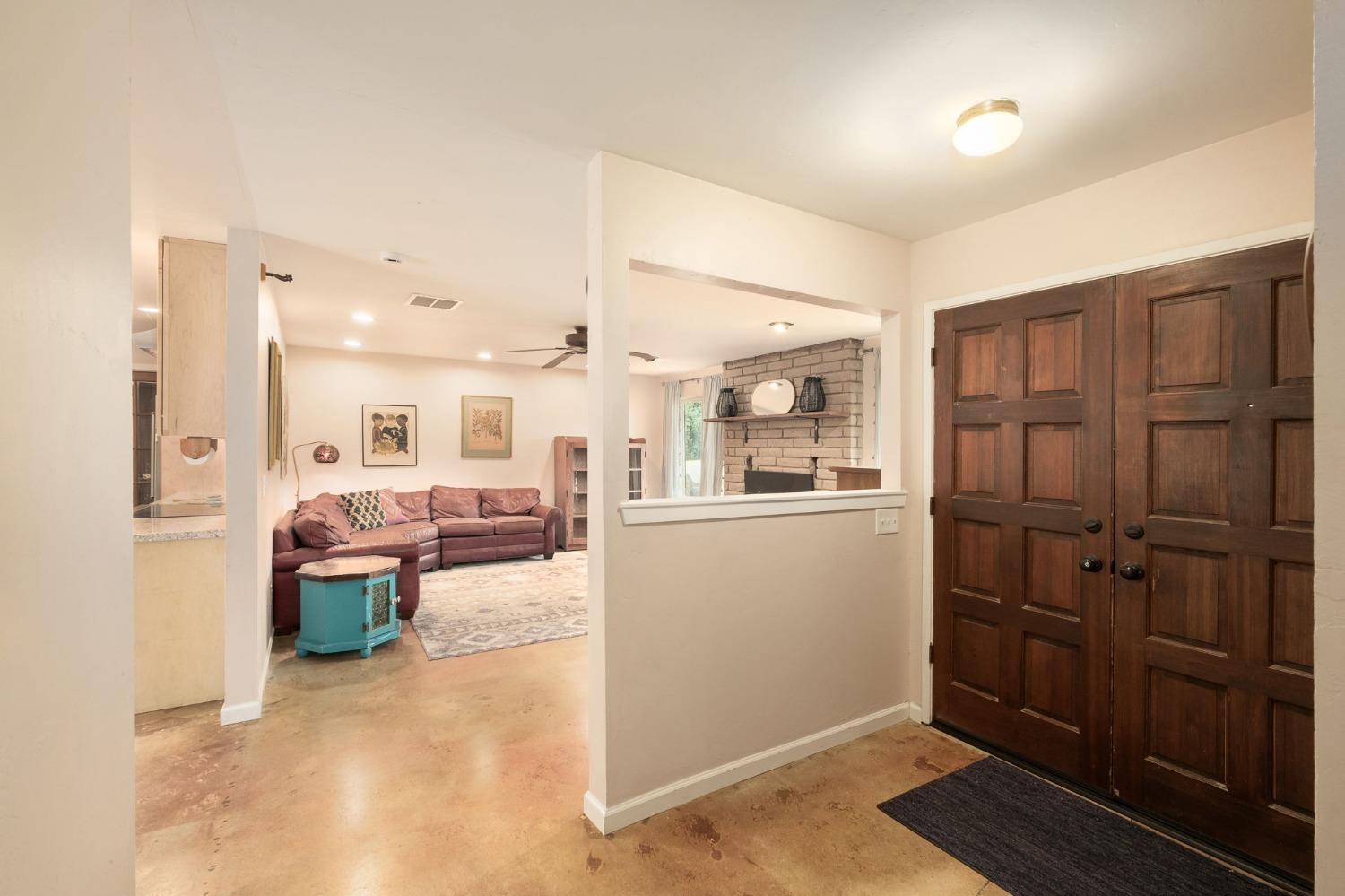 14221 Skyview Road Madera, CA 93636 - Photo 5 of 28 Gallery Image 5