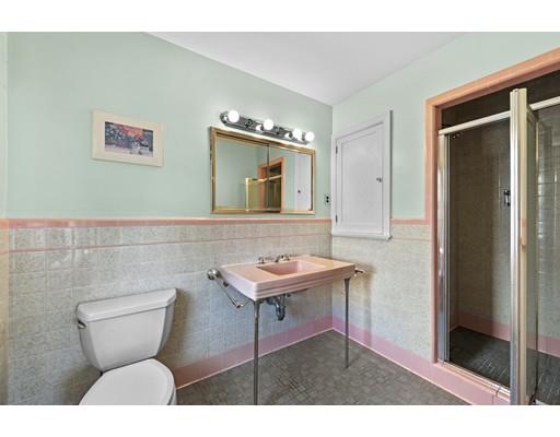 117 Stanley Road Swampscott, MA 01907 - Photo 21 of 40 Gallery Image 21