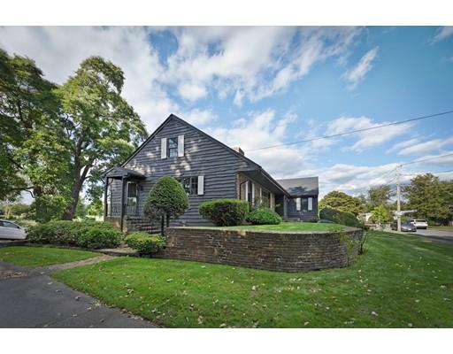 117 Stanley Road Swampscott, MA 01907 - Photo 3 of 40 Gallery Image 3