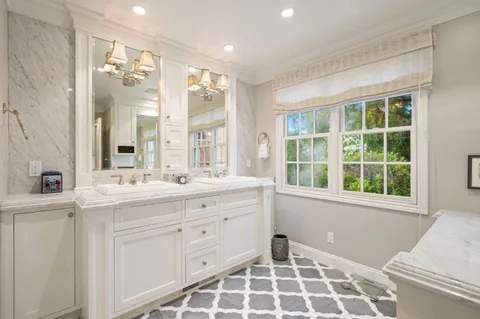 $8,000,000 | 537 Hurlingham Avenue, San Mateo, CA 94402
