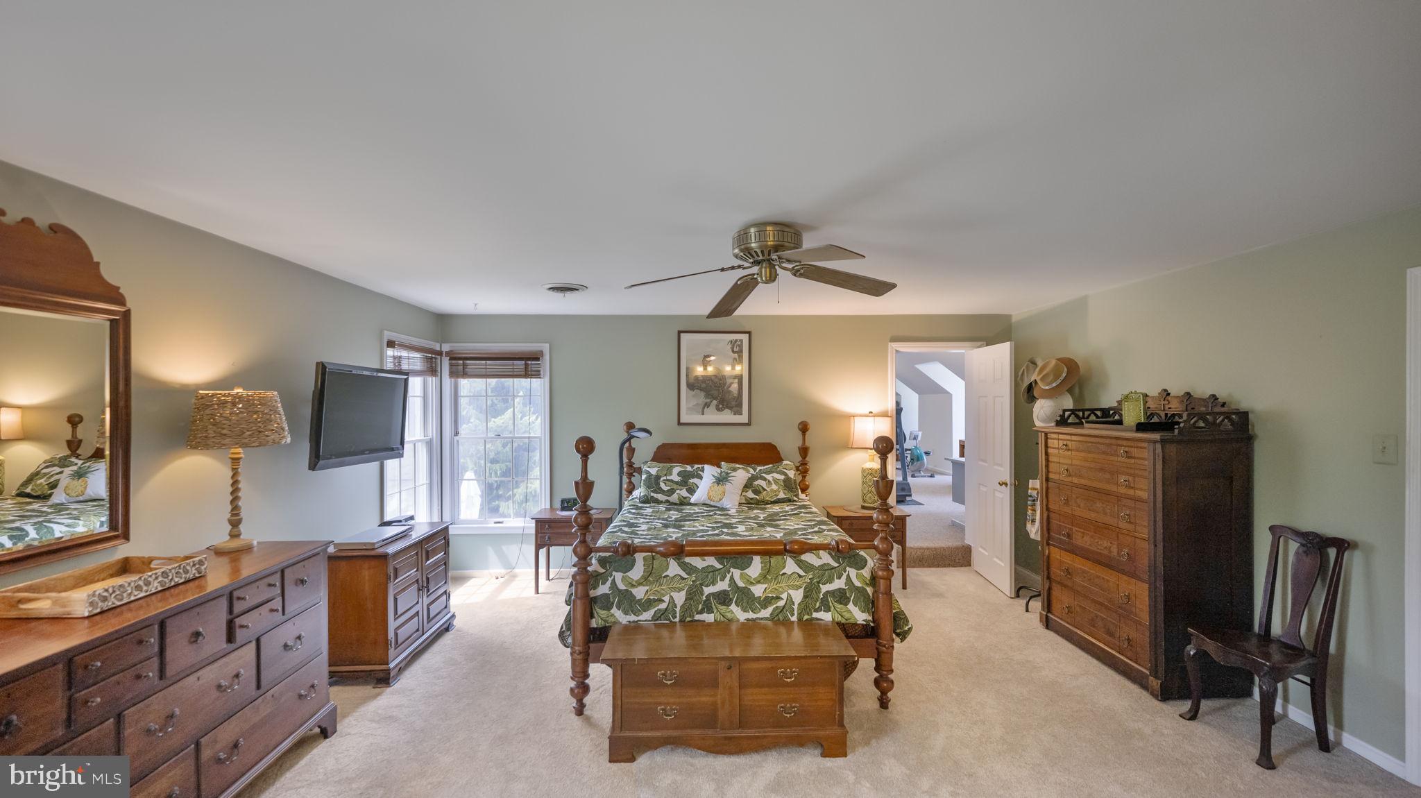 11420 Hawkes Road Clarksburg, MD 20871 - Photo 23 of 39 Primary bedroom