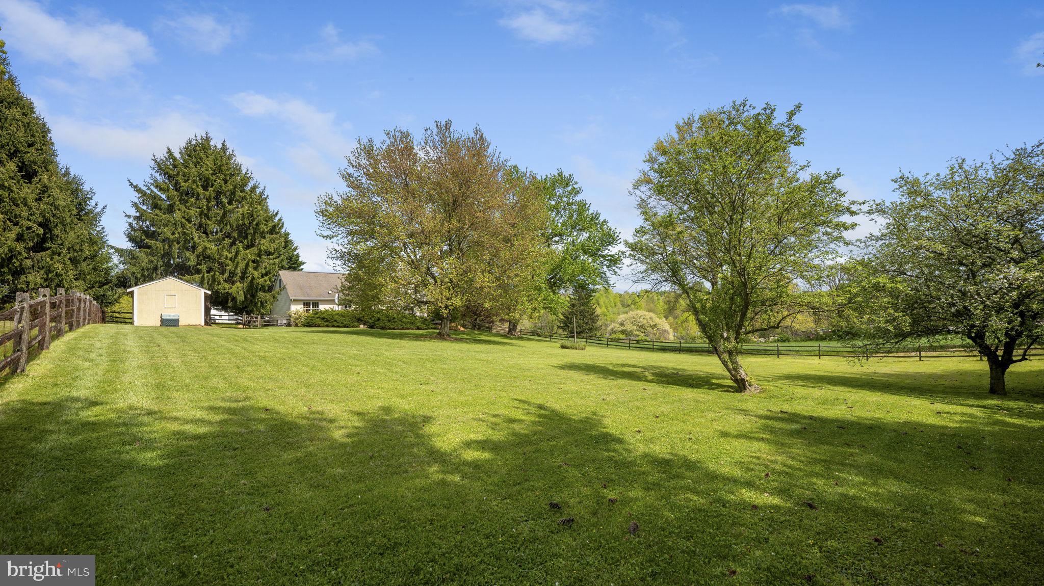 11420 Hawkes Road Clarksburg, MD 20871 - Photo 37 of 39 Backyard
