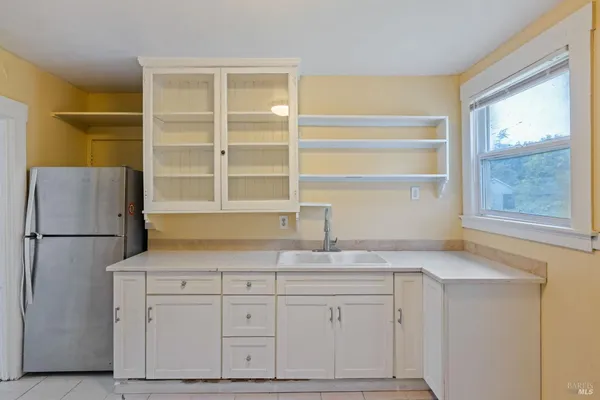 $950,000 | 12 Daniels Avenue, Vallejo, CA 94590