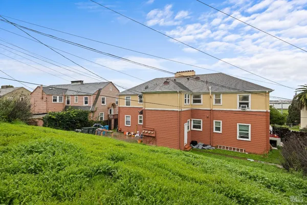$950,000 | 12 Daniels Avenue, Vallejo, CA 94590
