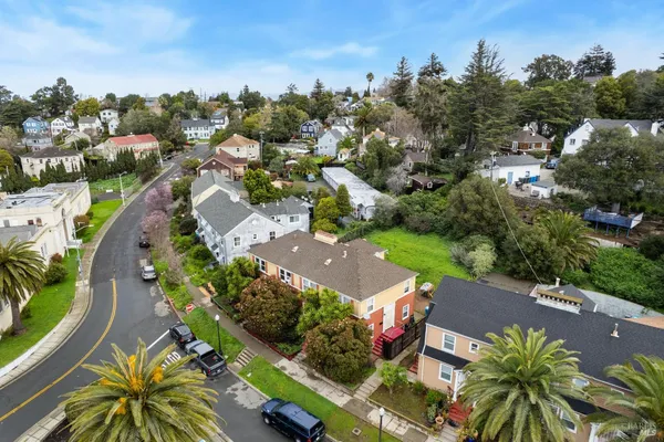 $950,000 | 12 Daniels Avenue, Vallejo, CA 94590