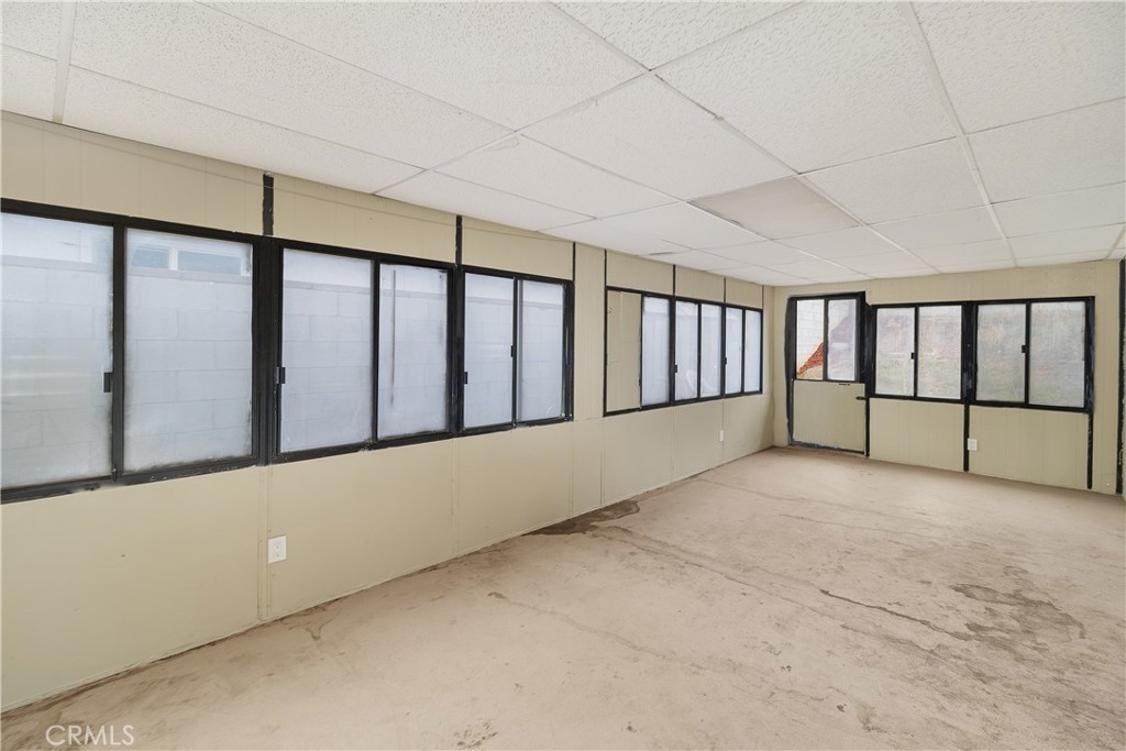 6897 Crest Avenue Riverside, CA 92503 - Photo 24 of 26