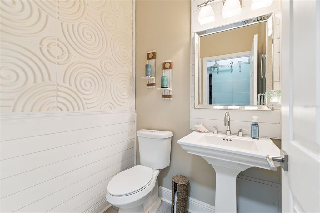 112 Slipper Key Road Apollo Beach, FL 33572 - Photo 20 of 33