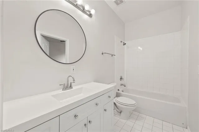 $529,900 | 10245 South Golden Elm Drive, Estero, FL 33928