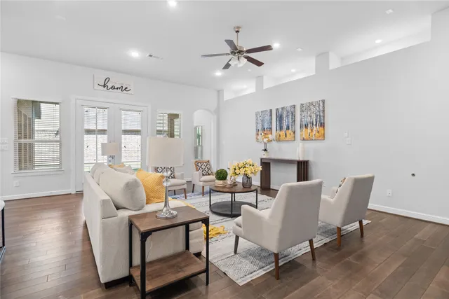 $669,000 | 5803 Manning Hollow Lane, Sugar Land, TX 77479