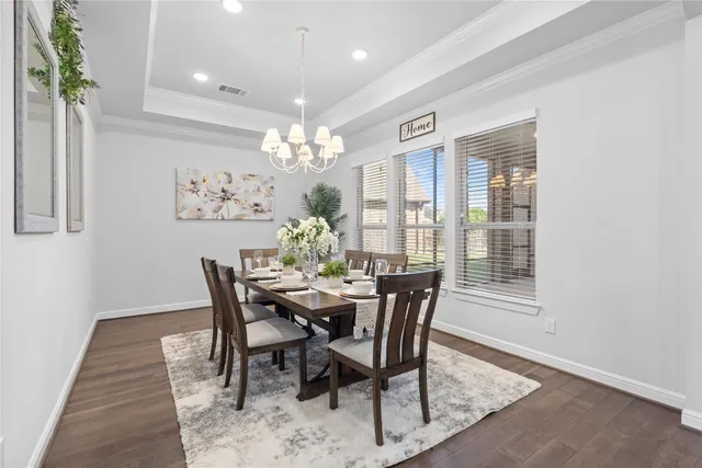 $669,000 | 5803 Manning Hollow Lane, Sugar Land, TX 77479