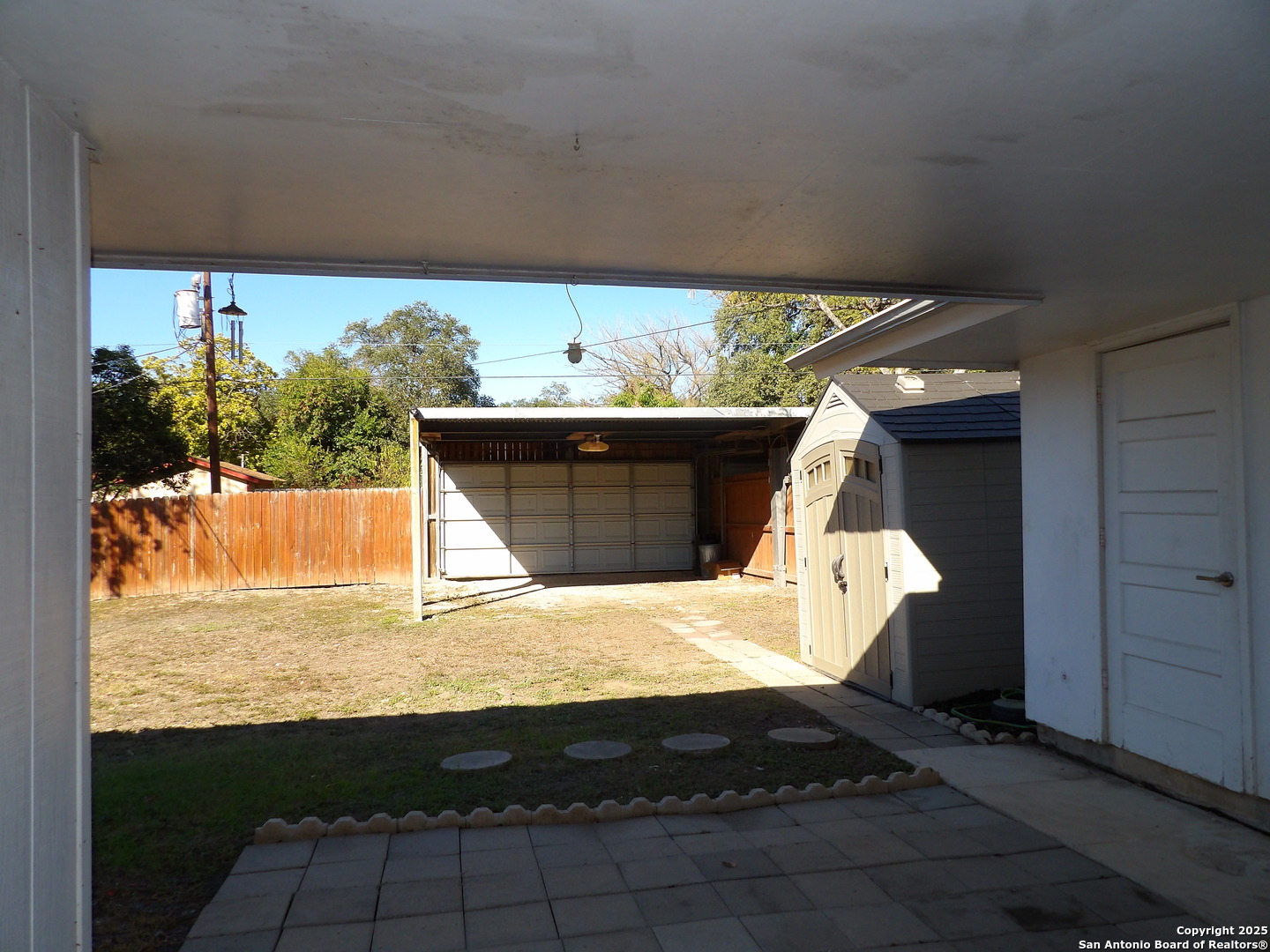 5637 Walzem Road Windcrest, TX 78218 - Photo 8 of 21