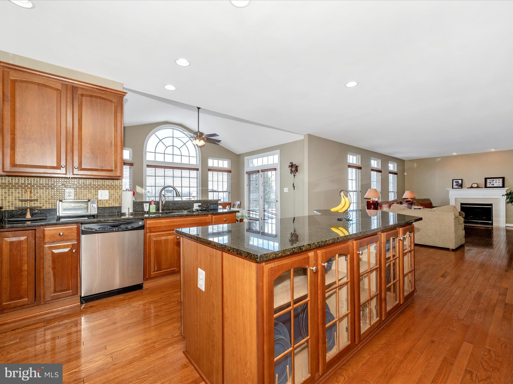 9806 Ripple Drive Williamsport, MD 21795 - Photo 15 of 58 Kitchen