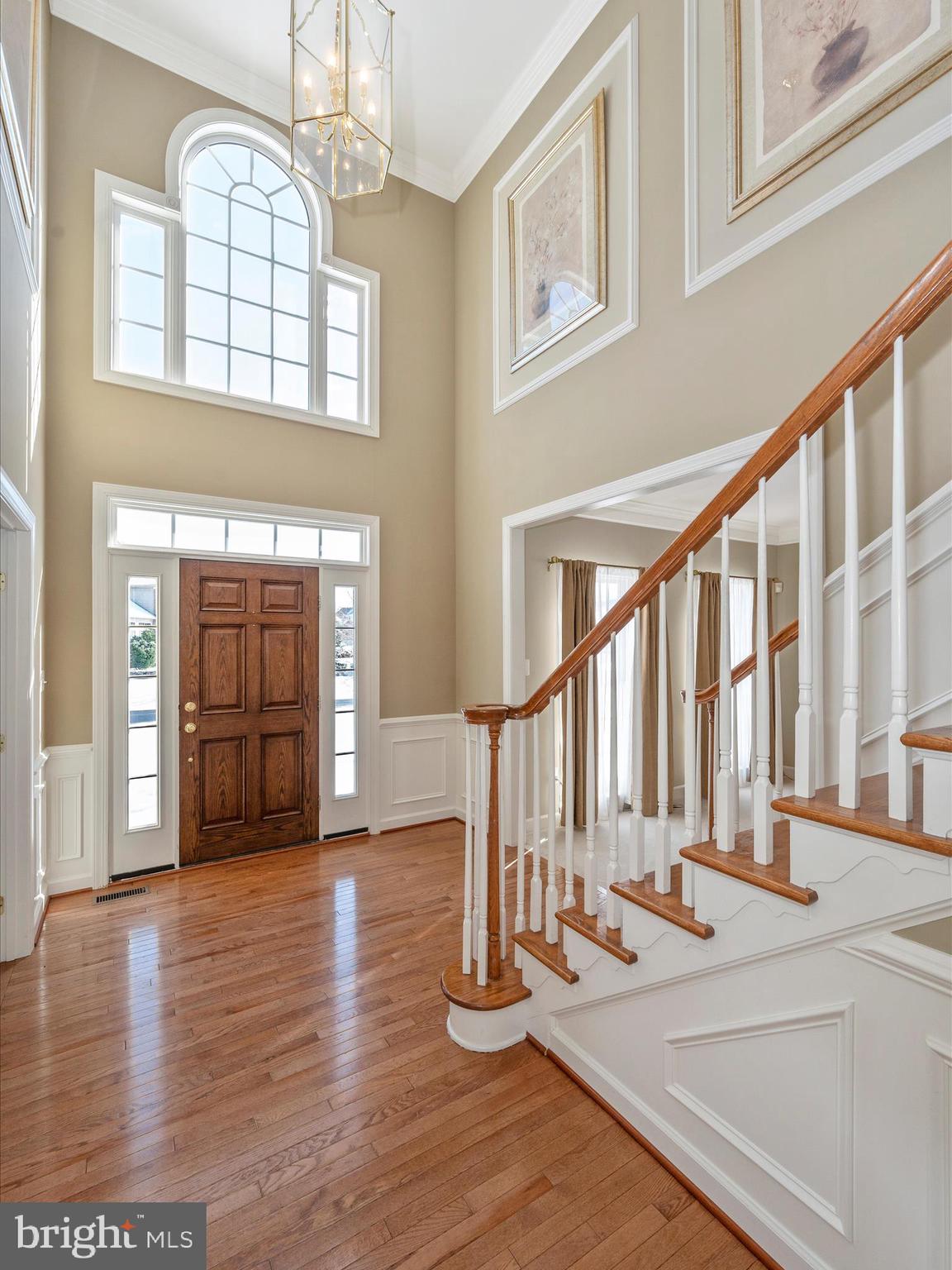 9806 Ripple Drive Williamsport, MD 21795 - Photo 5 of 58 Foyer