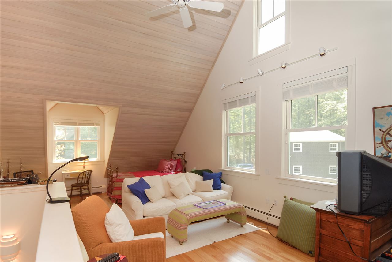 58 Churchill Road Wolfeboro, NH 03894 - Photo 32 of 40