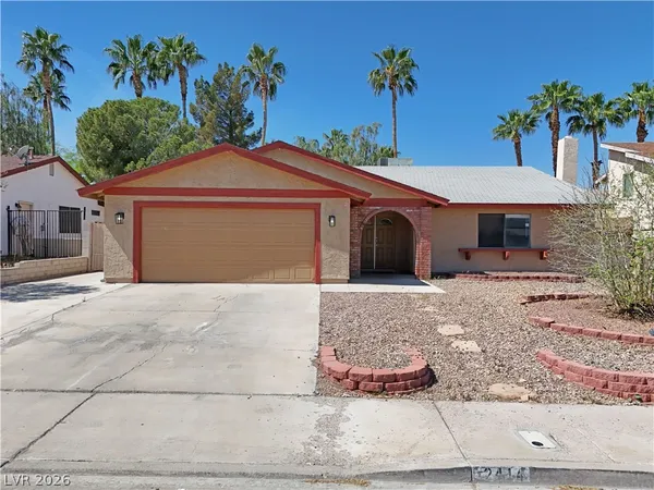 $2,300 | 2414 La Casa Drive, Henderson, NV 89014