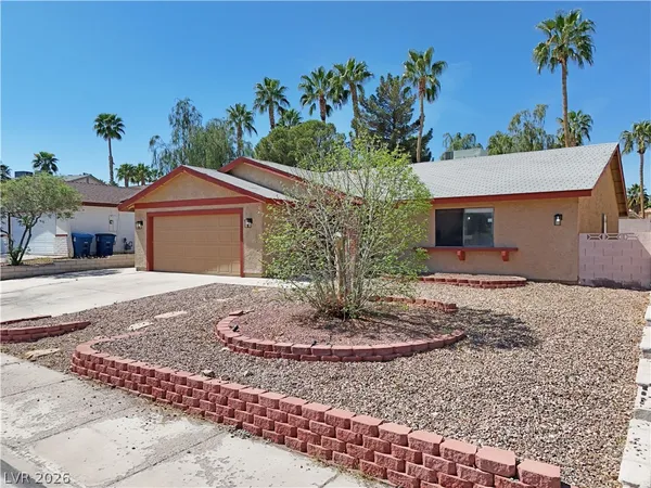 $2,300 | 2414 La Casa Drive, Henderson, NV 89014