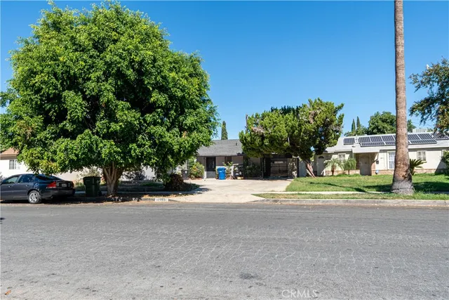 $3,700 | 17955 Cantara Street, Reseda, CA 91335