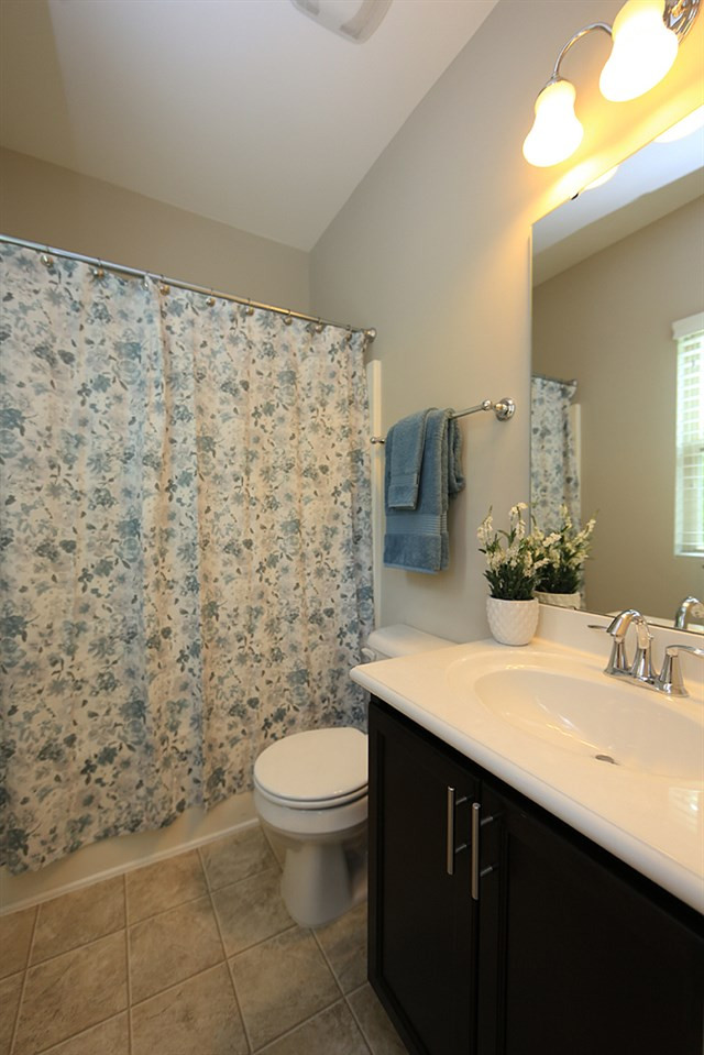 1551 Crafton Way Raleigh, NC 27607 - Photo 11 of 16 Bathroom
