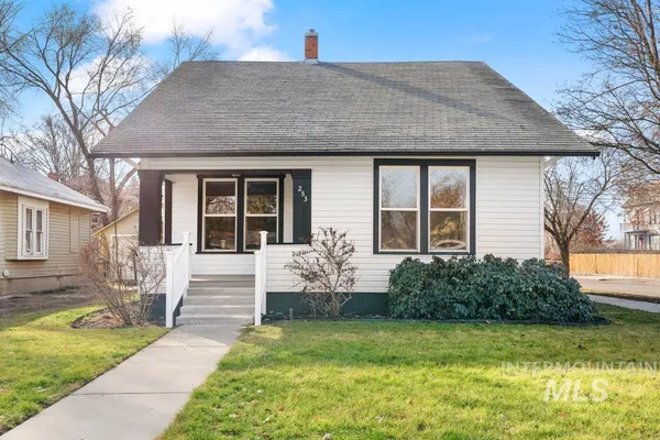 $339,900 | 253 West Court Street, Weiser, ID 83672
