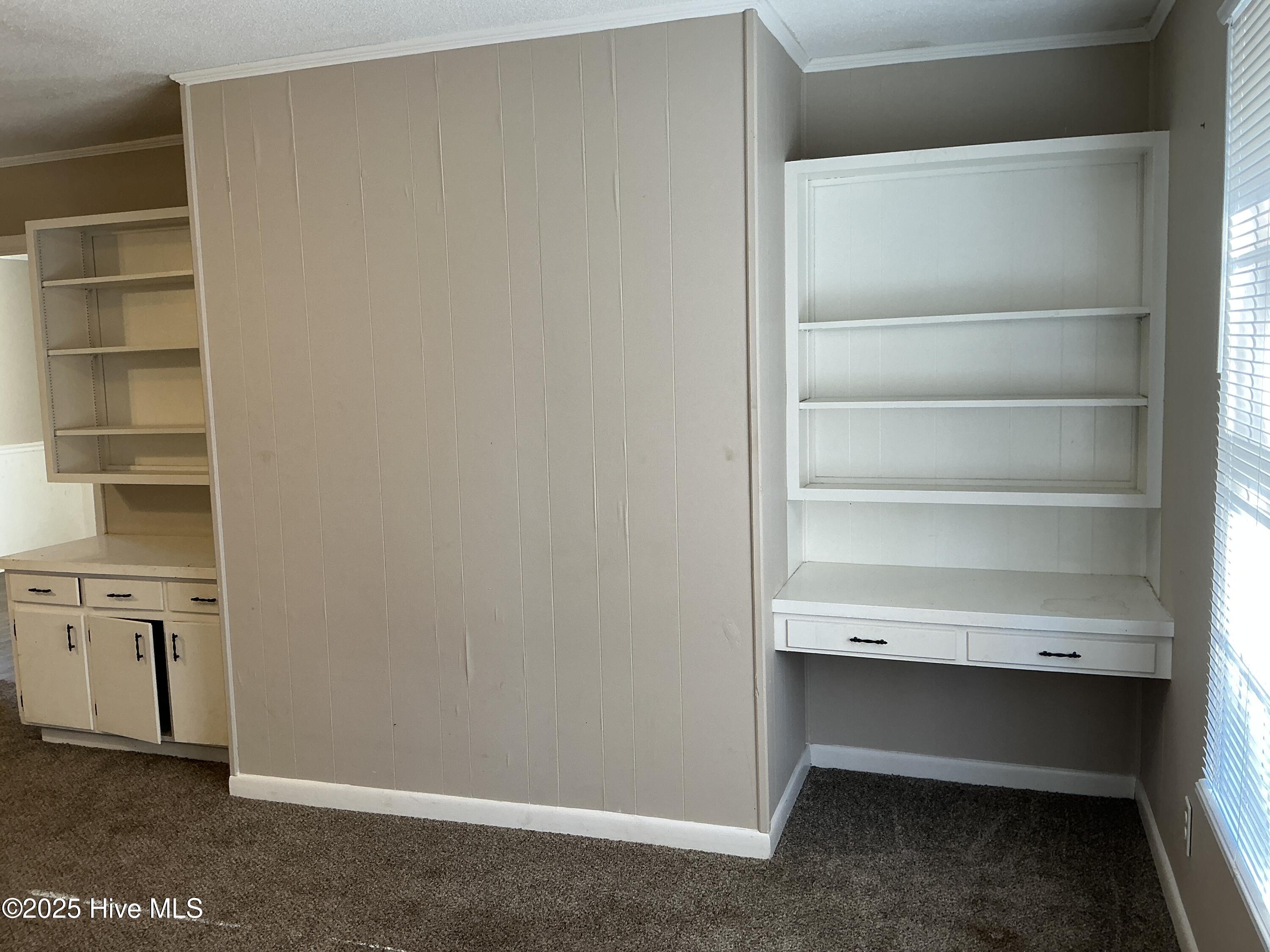 1201 Clifton Road Jacksonville, NC 28540 - Photo 12 of 28 Built-ins