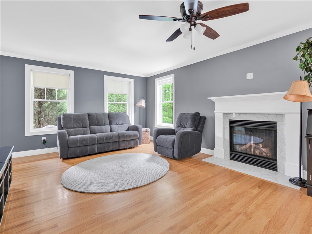 10 Victory Falls Road Coventry, RI 02827 - Photo 7 of 36 Spacious living room