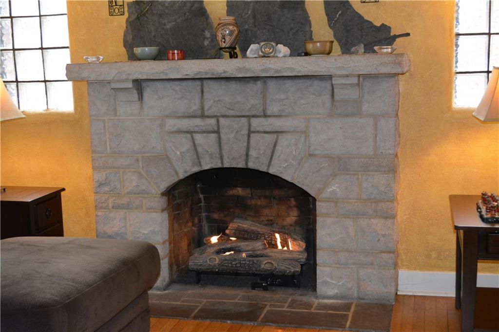 721 Cascade Road Pittsburgh, PA 15221 - Photo 5 of 25 Gallery Image 5
