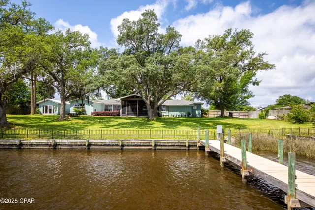 $899,000 | 1203 North Bay Drive, Lynn Haven, FL 32444