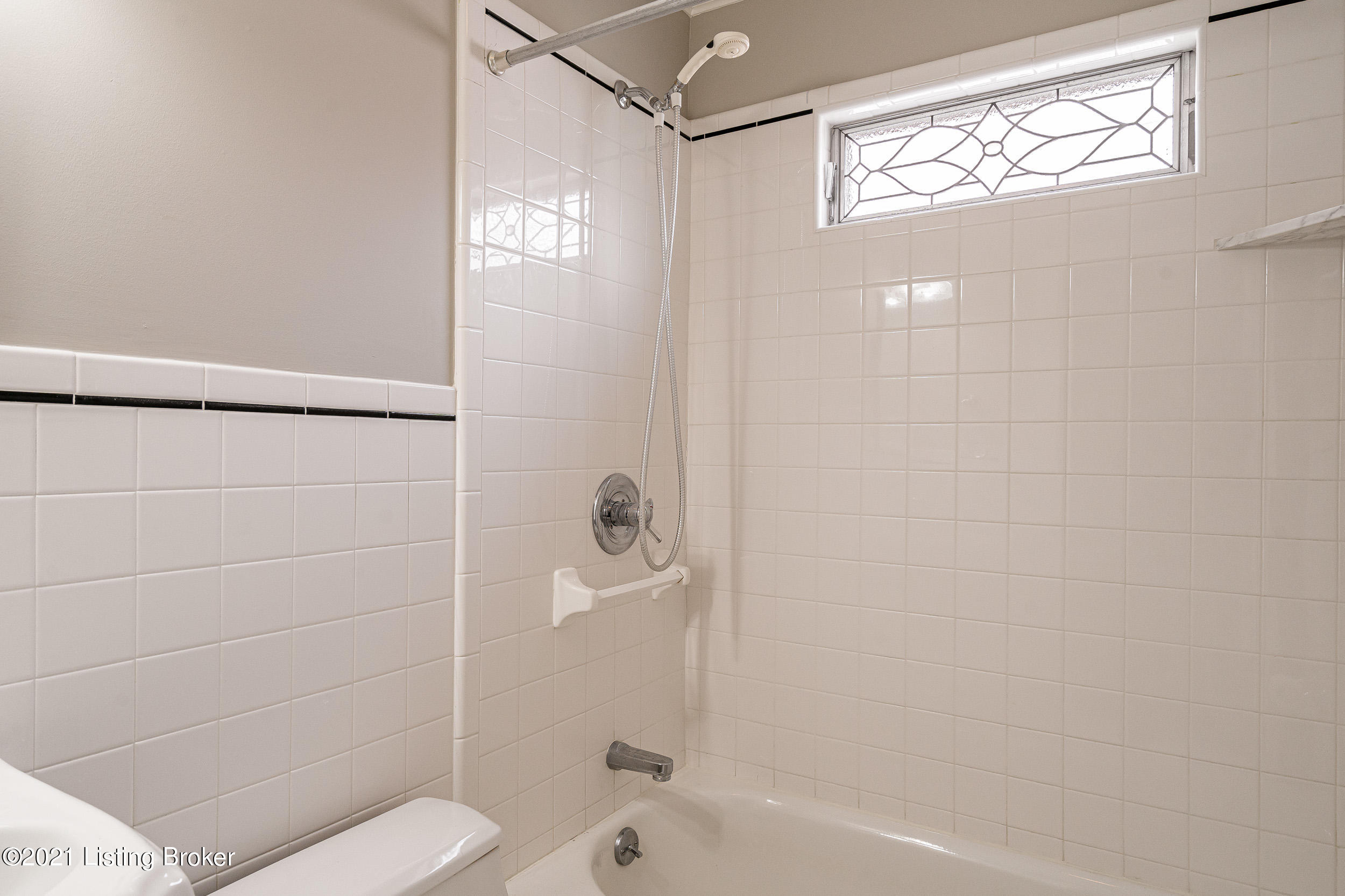 3003 Curran Road Louisville, KY 40205 - Photo 24 of 49 3003 Curran Rd-33