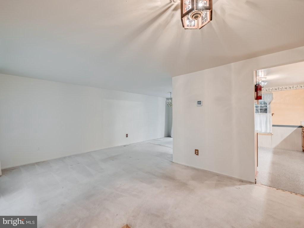 6915 Bugledrum Way Columbia, MD 21045 - Photo 5 of 28