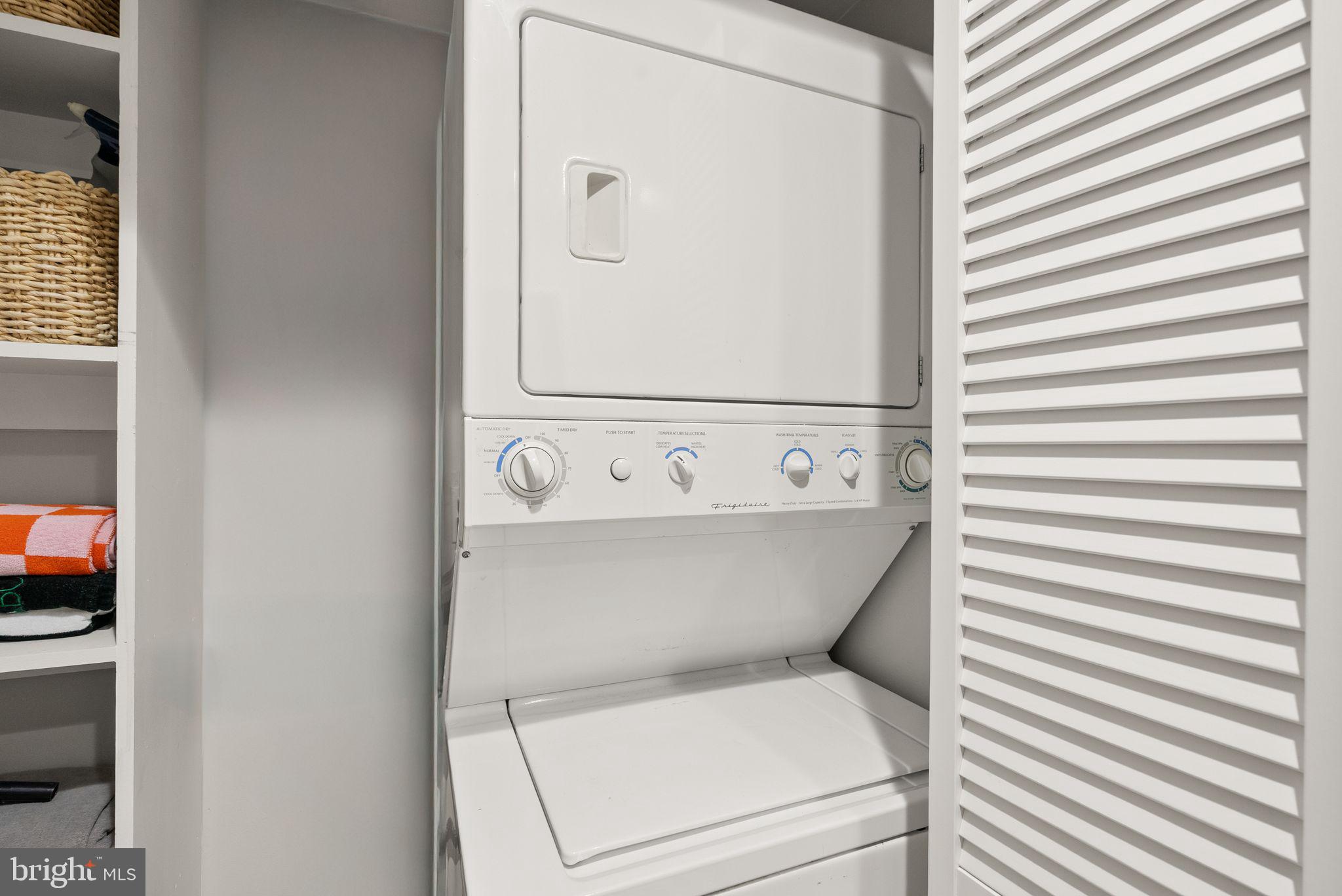 6137 Edsall Road, Unit L Alexandria, VA 22304 - Photo 33 of 36 a utility room with dryer and washer