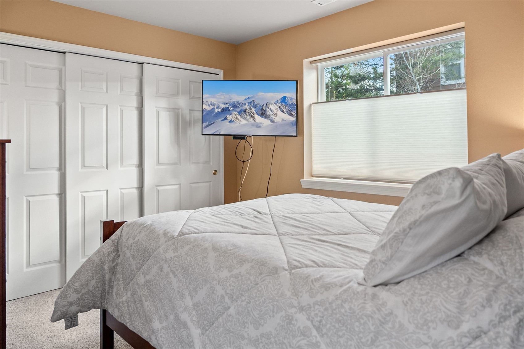 588 Alpine Road Dillon, CO 80435 - Photo 24 of 41 Guest Bedroom